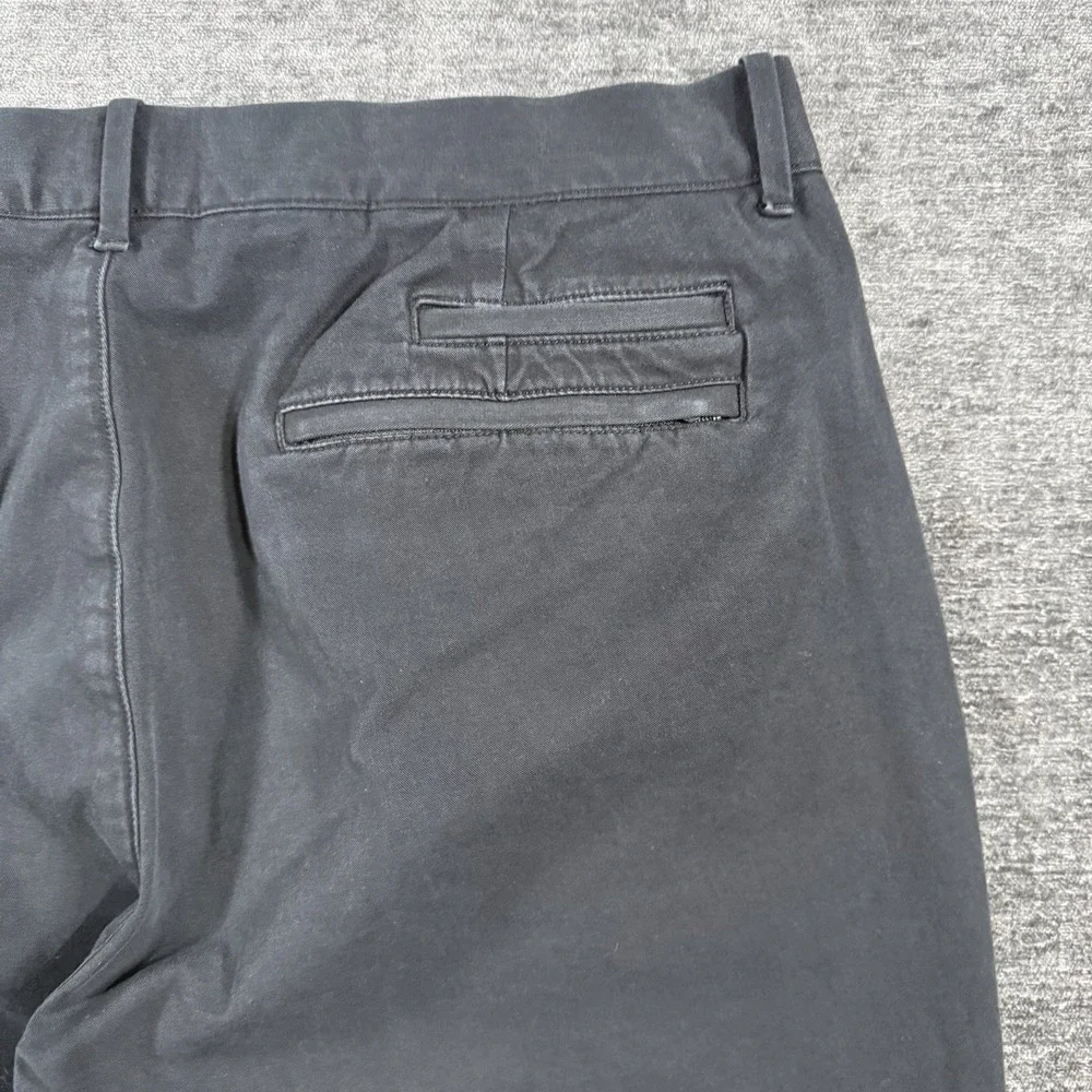 Gap Ultimate‎ Khaki Slim Fit Flat Front Pants Men's True Black Size 34x30 Chino